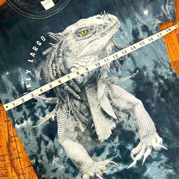 Key Largo Gildan Tee Shirt with Iguana graphics blue grey green white small - Picture 2 of 10